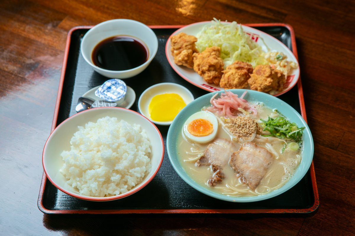 ラーメン定食〜唐揚げ〜